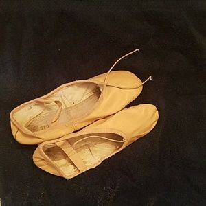 KIDS ballet shoes